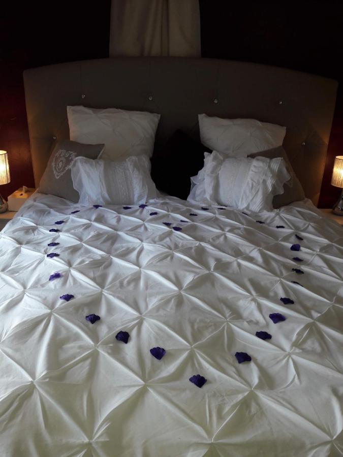 La Romance Normande Gite Balneo, Massages, 2 Pers. Les Authieux-sur-Calonne Eksteriør billede